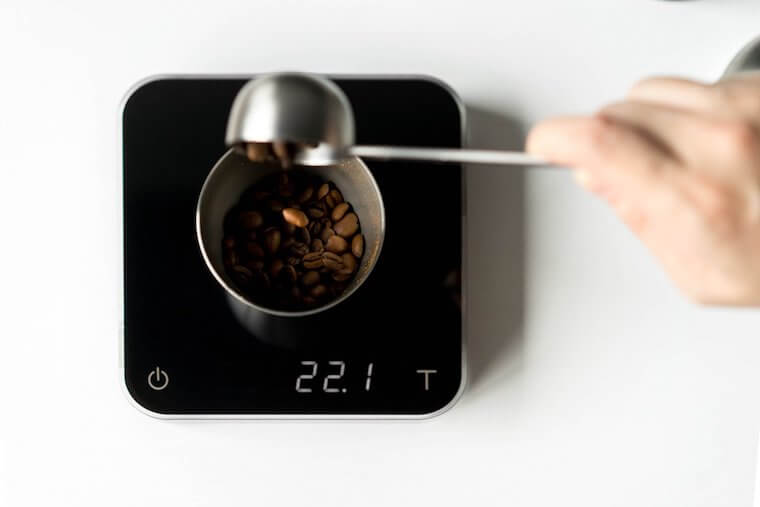 Acaia Pearl Coffee Scale being used